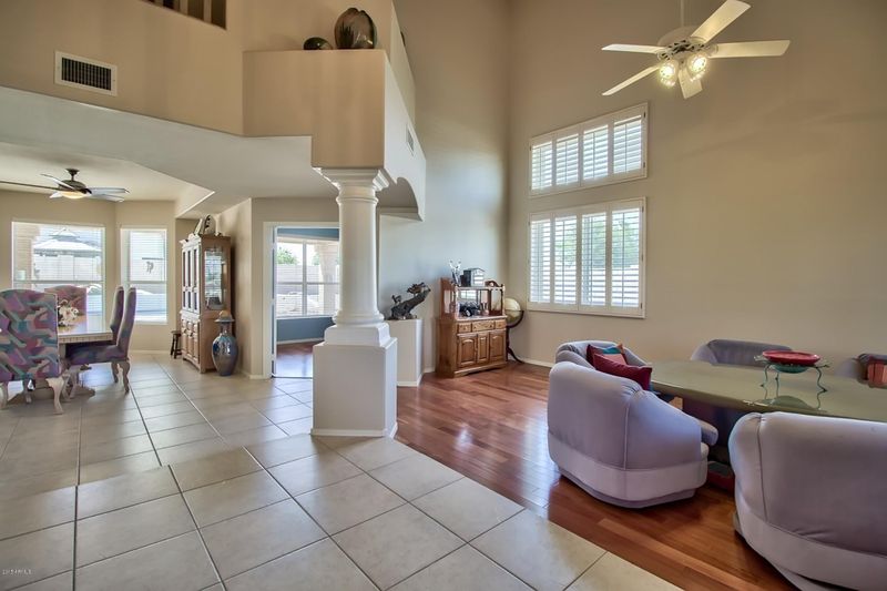 16042 N 17th Way, Phoenix, AZ 85022
