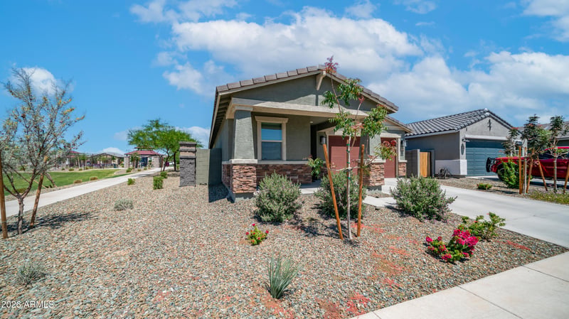 16042 Cottontail Ln, Surprise, AZ 85387