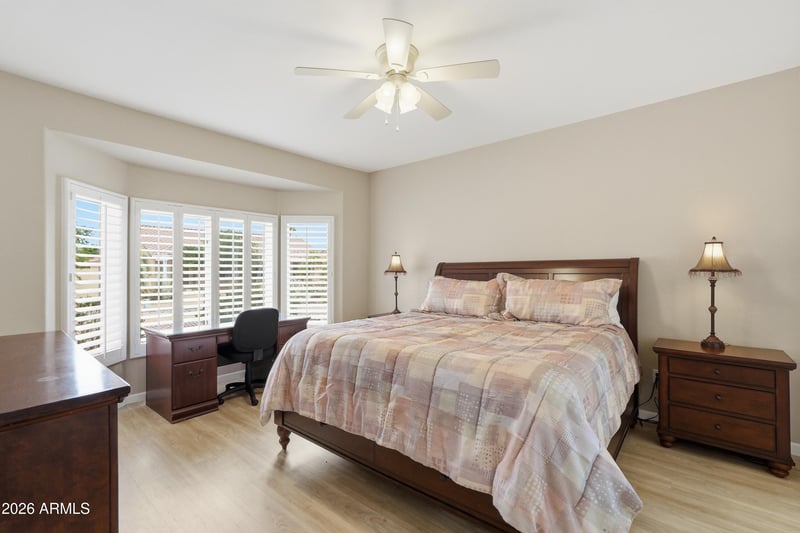 16046 Sentinel Dr, Sun City West, AZ 85375