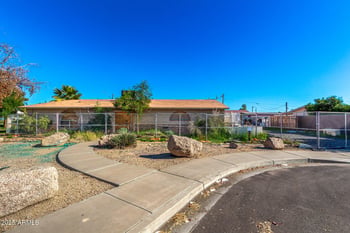 16047 67th Ave #-, Glendale, AZ 85306