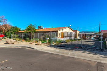 16047 67th Ave #-, Glendale, AZ 85306