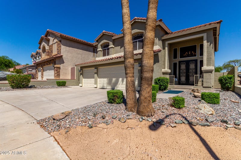 16049 10th Pl, Phoenix, AZ 85048