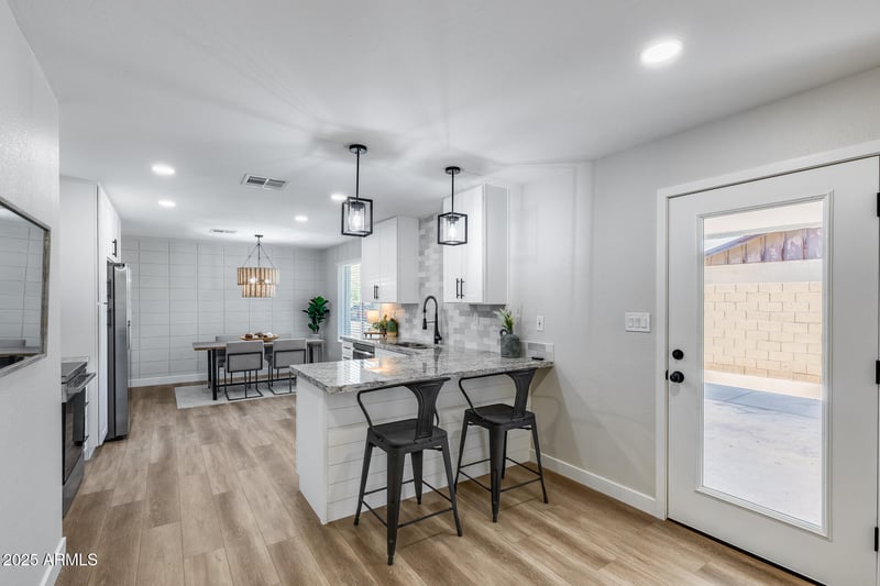 1605 Broadmor Dr, Tempe, AZ 85282