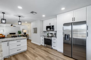 1605 Broadmor Dr, Tempe, AZ 85282