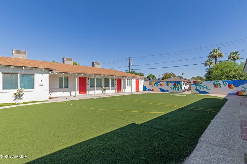 1605 Osborn Rd, Phoenix, AZ 85015