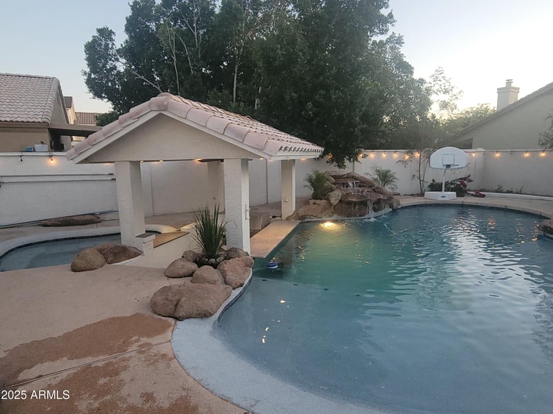 16050 N 35th Dr, Phoenix, AZ 85053
