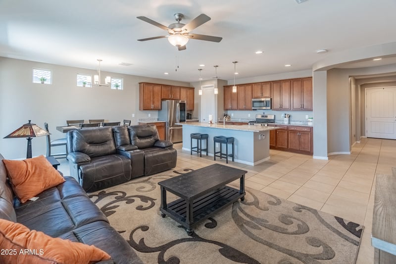 16055 Avenida Del Sol --, Surprise, AZ 85387