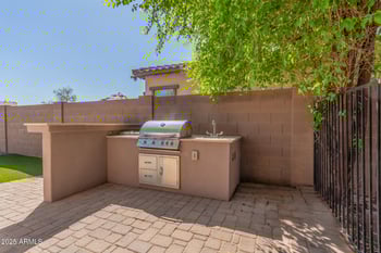 16055 Cameron Dr, Surprise, AZ 85379