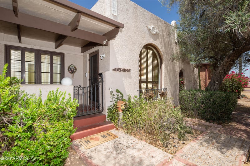 1606 W Lynwood St, Phoenix, AZ 85007