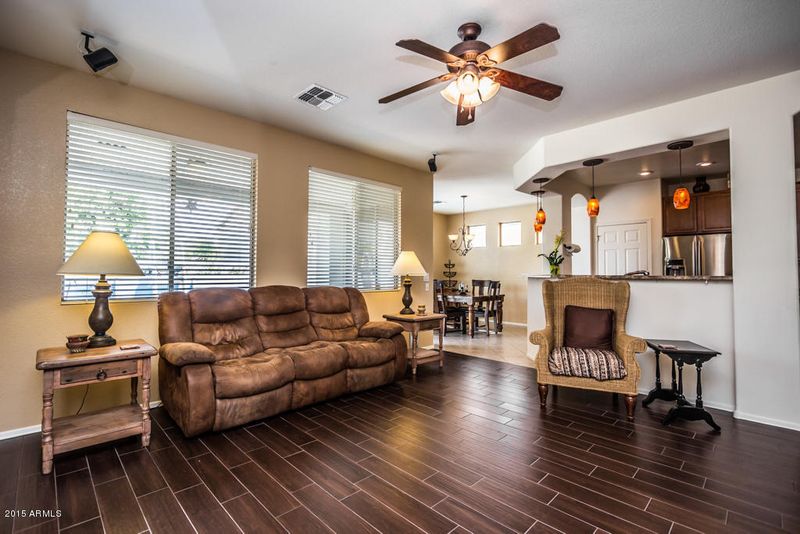 1606 W Saint Kateri Dr, Phoenix, AZ 85041