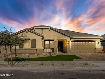 16068 Questa Dr, Surprise, AZ 85387