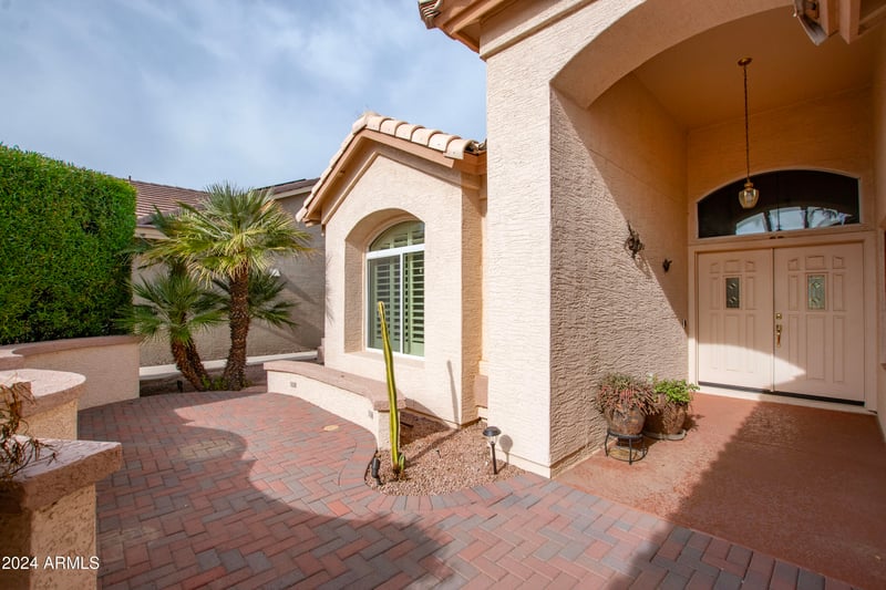 16068 Edgemont Ave, Goodyear, AZ 85395
