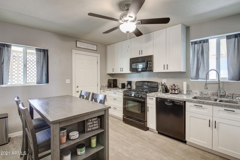 1607 E 1st St, Mesa, AZ 85203