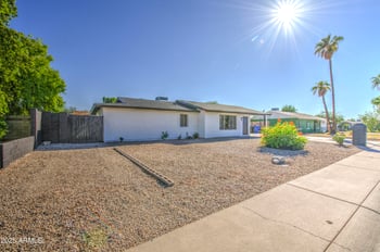 1607 Rockwood Dr, Phoenix, AZ 85027