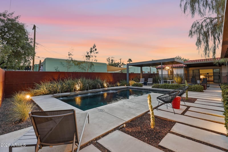 1607 W Flower Cir N, Phoenix, AZ 85015