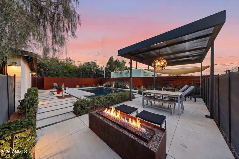 1607 W Flower Cir N, Phoenix, AZ 85015