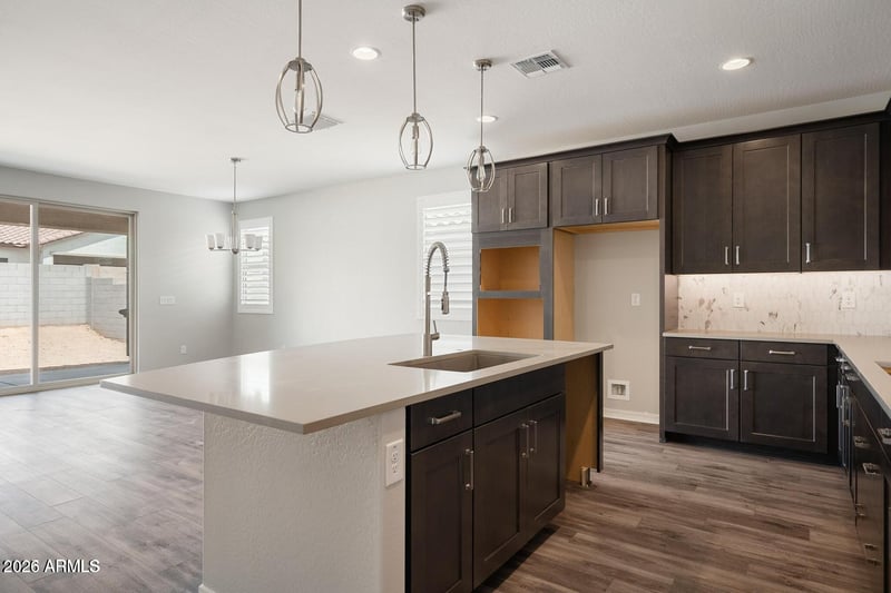 16072 Charlotte Dr, Surprise, AZ 85387