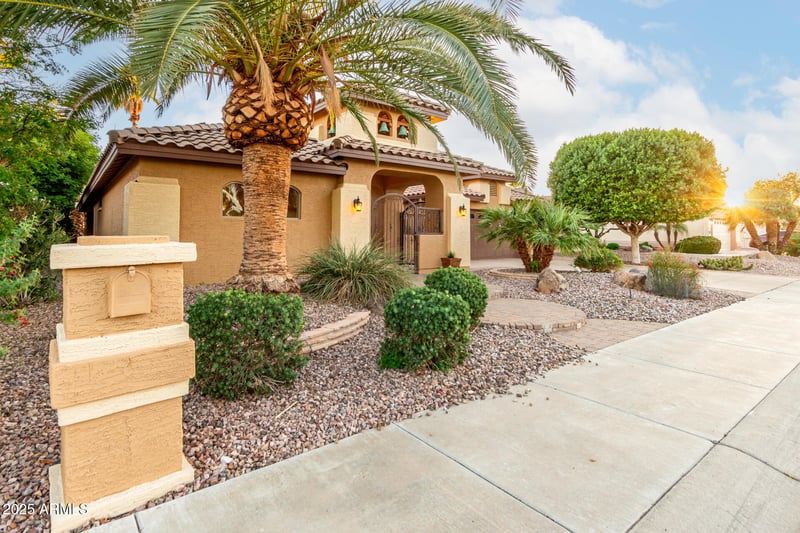 16081 Piccadilly Rd, Goodyear, AZ 85395