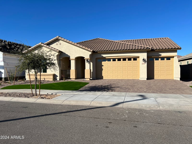16092 W Questa Dr, Surprise, AZ 85387