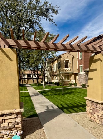 161 Campbell Ct, Gilbert, AZ 85233