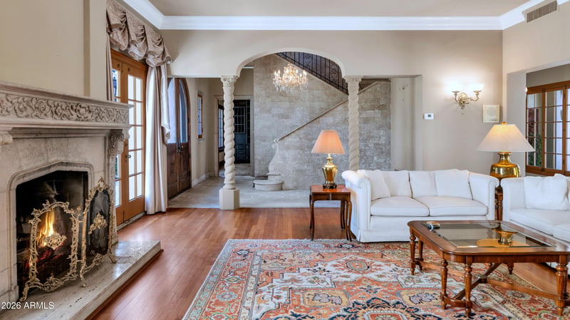 161 E Country Club Dr, Phoenix, AZ 85014
