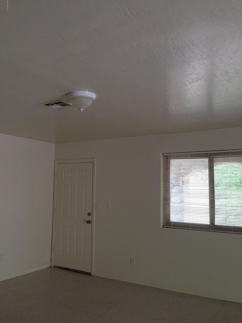 1610 E Wier Ave, Phoenix, AZ 85040