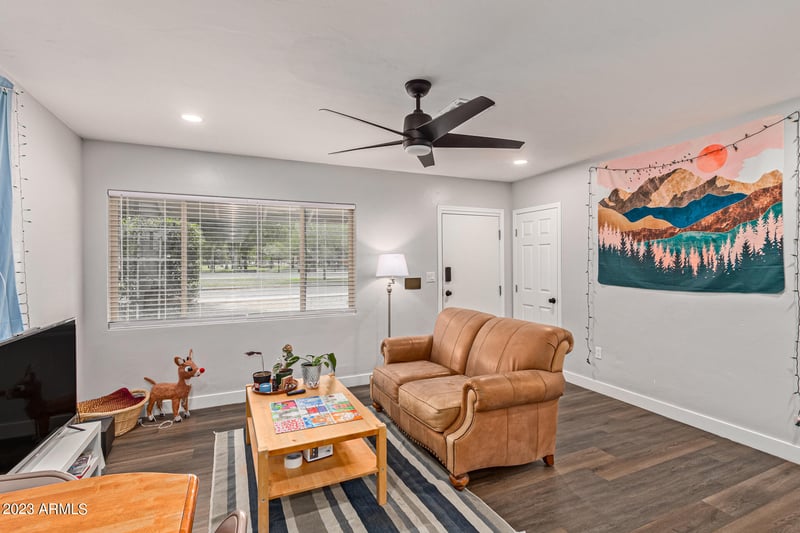 1610 College Ave, Tempe, AZ 85281