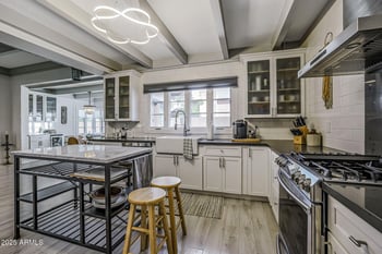 1610 W Wilshire Dr, Phoenix, AZ 85007