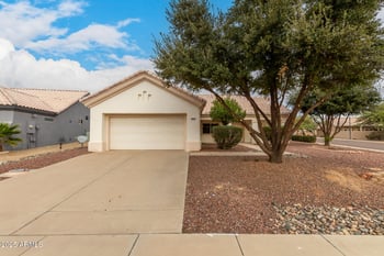 16104 Sentinel Dr, Sun City West, AZ 85375