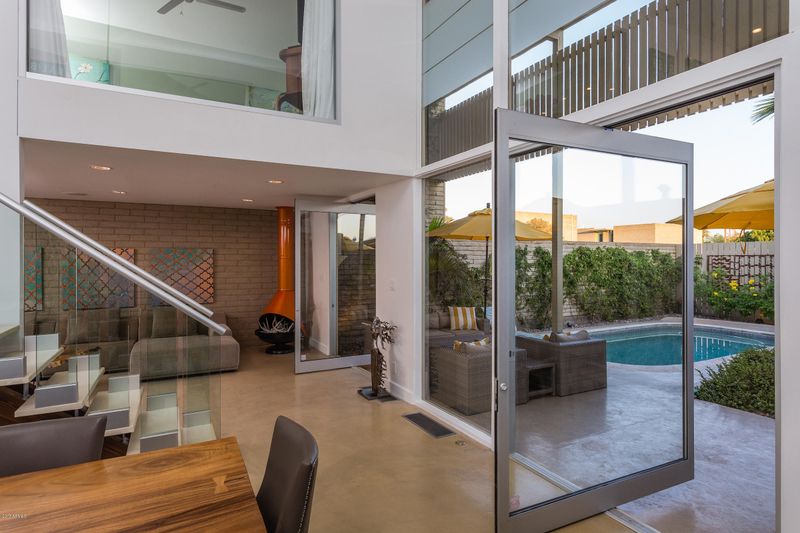 1611 E Maryland Ave, Phoenix, AZ 85016