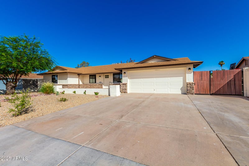 1611 Palomino Dr, Chandler, AZ 85224
