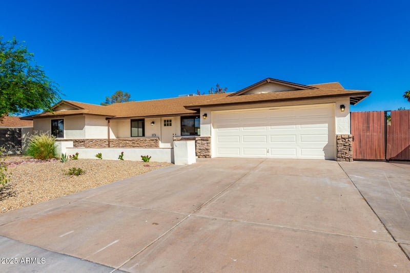 1611 Palomino Dr, Chandler, AZ 85224