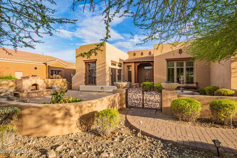 1611 Pearce Rd, Phoenix, AZ 85041