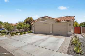 1611 Winchester Way, Chandler, AZ 85286