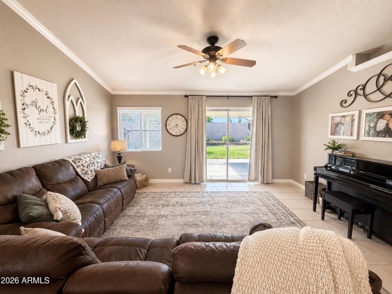 16118 Lincoln St, Goodyear, AZ 85338