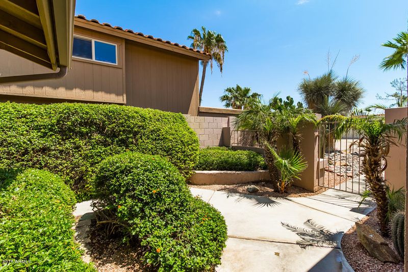 1612 E Bluefield Ave, Phoenix, AZ 85022