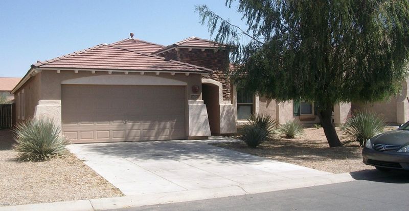 1612 E Christopher St, San Tan Valley, AZ 85140