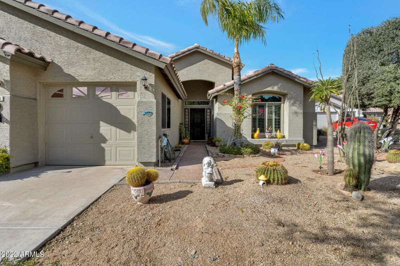 1612 E Tonopah Dr, Phoenix, AZ 85024