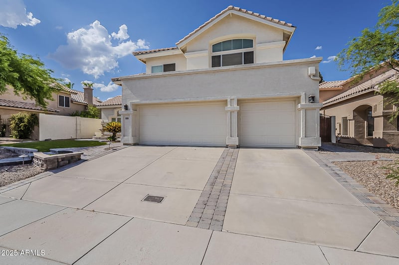 1612 Glenhaven Dr, Phoenix, AZ 85048