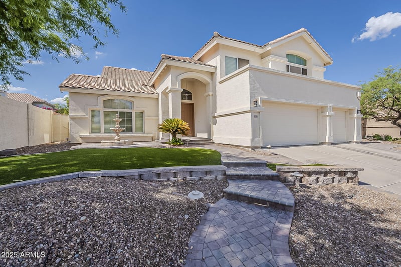 1612 Glenhaven Dr, Phoenix, AZ 85048