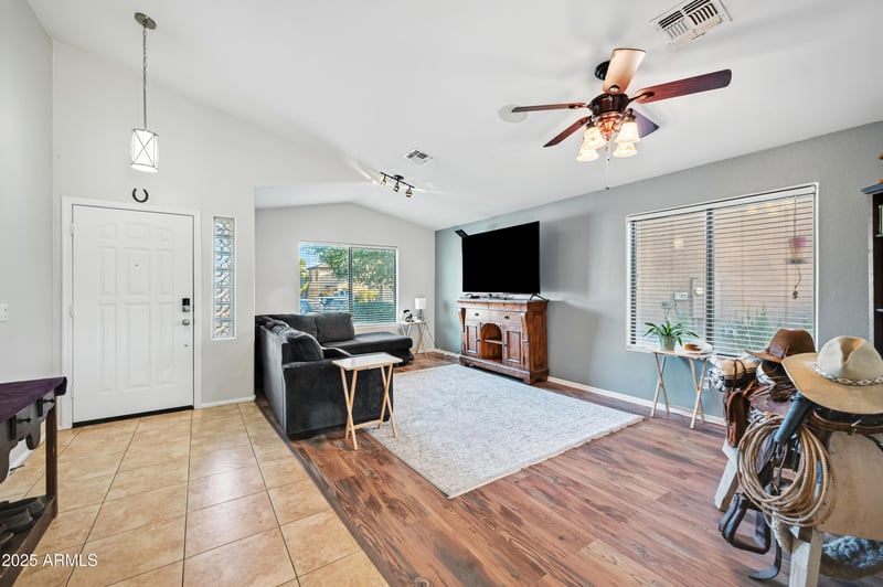 16120 Kendall St, Goodyear, AZ 85338