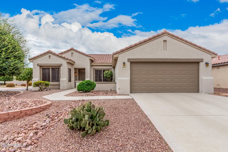 16121 Red Rock Dr, Surprise, AZ 85374