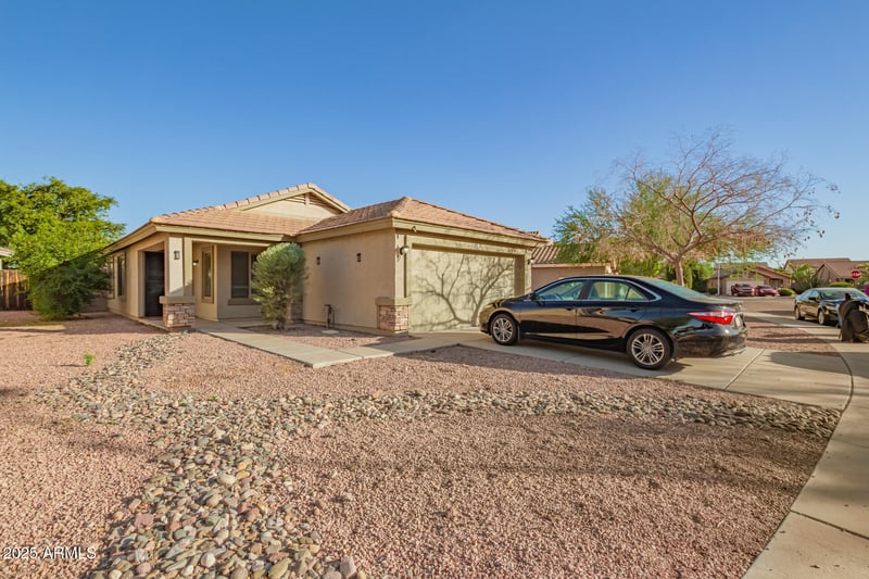 16131 165th Ln, Surprise, AZ 85388