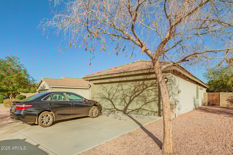 16131 165th Ln, Surprise, AZ 85388