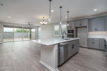 16131 Sand Hls Dr, Surprise, AZ 85387