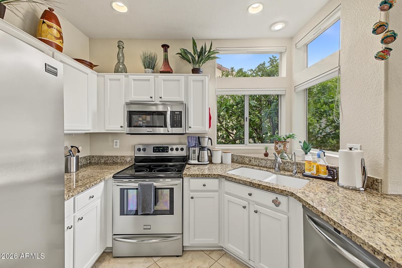 16133 W Heritage Dr, Sun City West, AZ 85375