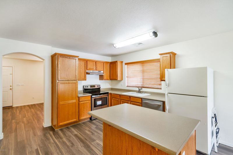 1614 E Silverbirch Ave, Buckeye, AZ 85326
