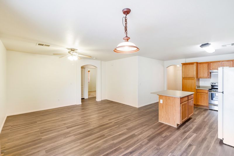 1614 E Silverbirch Ave, Buckeye, AZ 85326