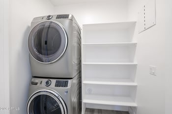 1614 Lavitt Ln, Phoenix, AZ 85086