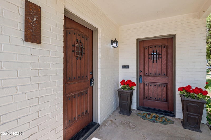 1614 Palmcroft Way, Phoenix, AZ 85007